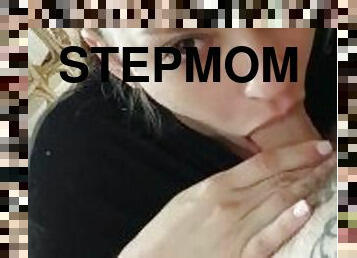 Took my stepmom 3 minutes to drain my balls before school ????( deepthroat and oral creampie )