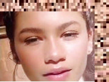 Zendaya facial