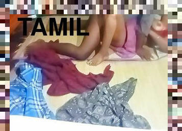 Desi Tamil Priyanka Aunty