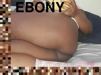 gros-nichons, poilue, masturbation, orgasme, chatte-pussy, giclée, amateur, ébène, jouet, black