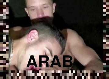 beau muscle du bas TONY AXLE baisée par une belle grosse bite arabe