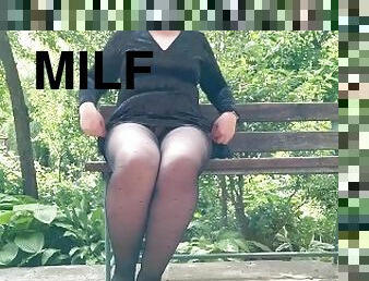 pantat, mastubasi, di-tempat-terbuka, stocking, kencing, umum, amatir, jenis-pornografi-milf, ibu, wanita-gemuk-yang-cantik