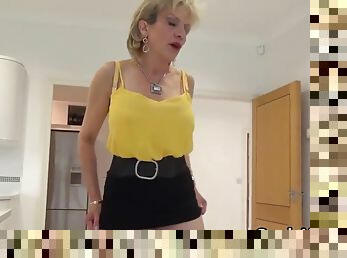 Cheating Uk Mature Pops Out Her Big Breasts With Lady Sonia