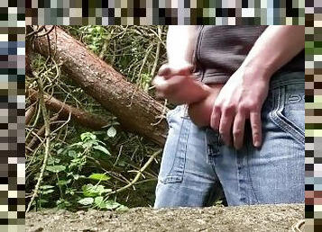 imens-huge, masturbare-masturbation, in-afara, public, jet-de-sperma, pula-imensa, gay, camera, voyeur, solo