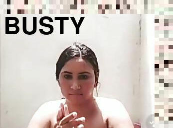 Busty Milf Aunty Pakistani Nude Selfie Mms