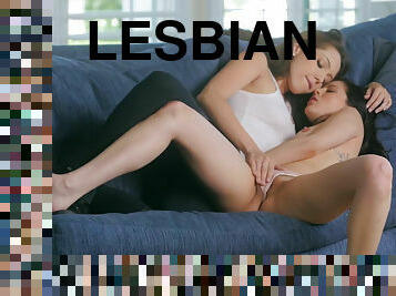 Jenna Sativa and Shyla Jennings play lesbian game at home