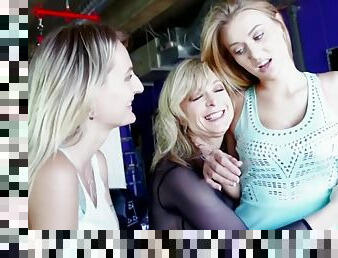 Nina Hartley Teaches Two Teen Lesbians