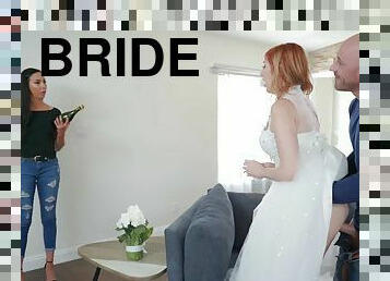 Redhead bride Lauren Phillips cheats with ex-boyfriend on her wedding day