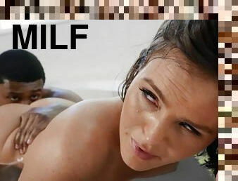 30plus MILF has her interracial anal sex fantasies fulfilled