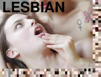 ציצי-גדול, כוס-pussy, לסבית-lesbian, שלישיה, מכללה, טבעי, חזה-גדול, ציצים, שחרחורת