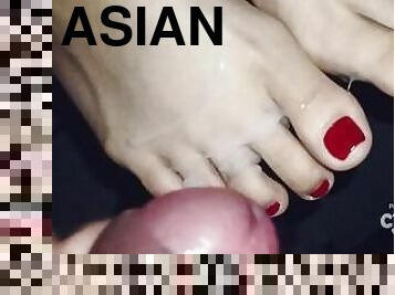 asiatique, masturbation, babes, ejaculation-sur-le-corps, milf, japonais, pieds, ejaculation, fétiche, branlette-avec-les-pieds