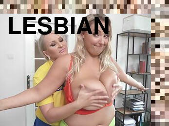 Jarushka Ross and Crystal Swift have fun in the living room