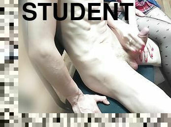 A young student is trembling from the cunt of a naked friend