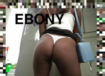 Tempting ebony lady Saritha Olivieri gets paid for twerk dance!