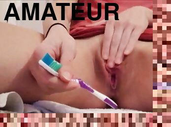 She Masturbates With Her Toothbrush