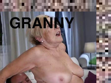 Old granny shagged by wild fucker in wet cunt hole