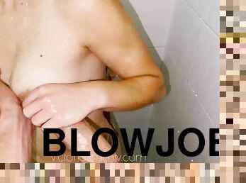 Nothing better than a delicious hot shower and more if it is accompanied by a delicious blowjob