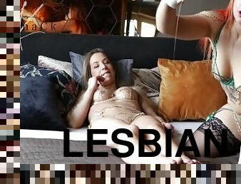 חובבן, חתיכות, לסבית-lesbian, אמא-שאני-רוצה-לזיין, עיסוי, כפות-הרגליים, גינגי, בלונדיני, פטיש, ניילון