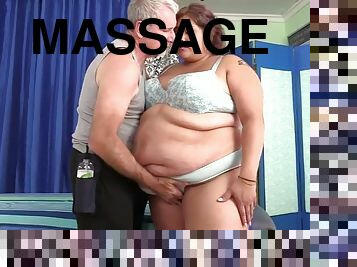 Bbw veruca darling's sex crazed massage