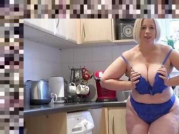 tettone, maturi, mammine-mature, mamme, donne-grasse-e-belle, pov, cucina, zie, tettone-busty, esperte