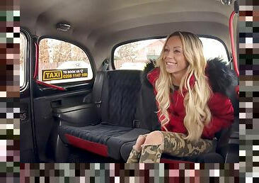 Shocking taxi fuck for hot blonde goddess Jennifer Amilton