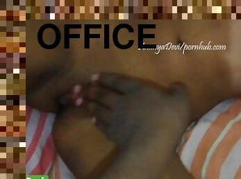 ????? ??? ??? ???? ???? ???? ???. Sri Lnkan office Girl fun in her Room