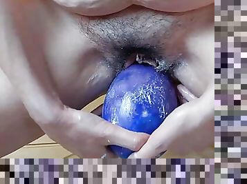 Loose Pussy Swallows Giant XXXL Egg 