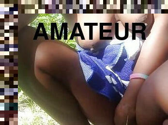 AMATEUR  EBONY 18+PEE  BUSH  ASMR BACKYARD