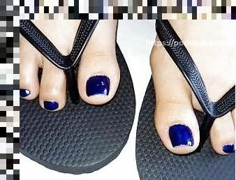 Cum in sandals