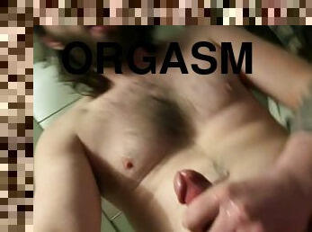 masturbaatio, orgasmi, amatööri, mälliotos, valtava-mulkku, gay, soolo, biseksuaali, tatuointi, mulkku