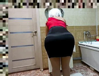 Big old milf needs a cock for anal in the bathroom