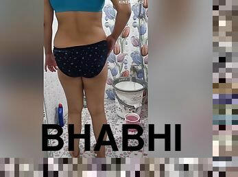 Beautiful Bhabhi Bathroom Me Chudai - Dirty Talk