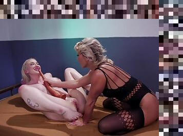 Blonde Pawg Lesbain In Extreme Anal Bondage