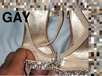 Mechanic Plays With Sparkly Heels Found In Customers Car