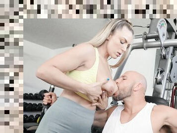 Busty blonde damsel Joslyn Jane gets fucked in the gym